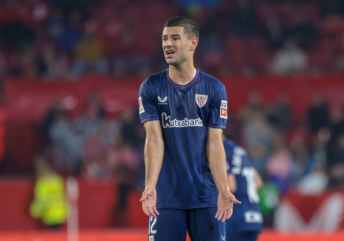 Guruzeta sale en el once y renueva por una campaña más El Correo